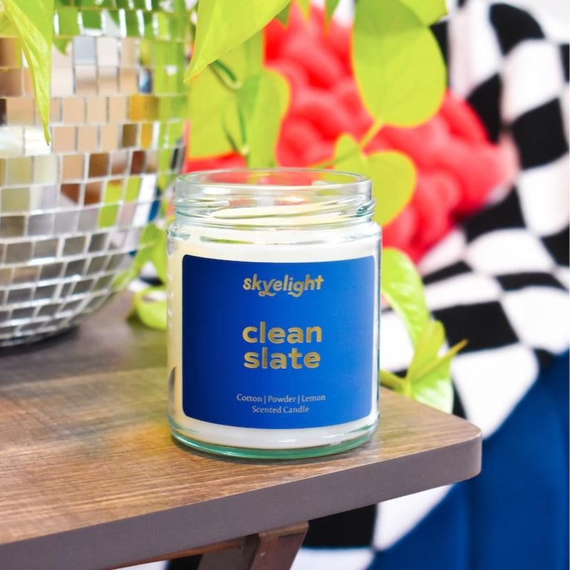 Coconut Apricot Candles - Long- Lasting, Gold Foil Labels, Multiple Scents Varieties Available | 7.2Oz